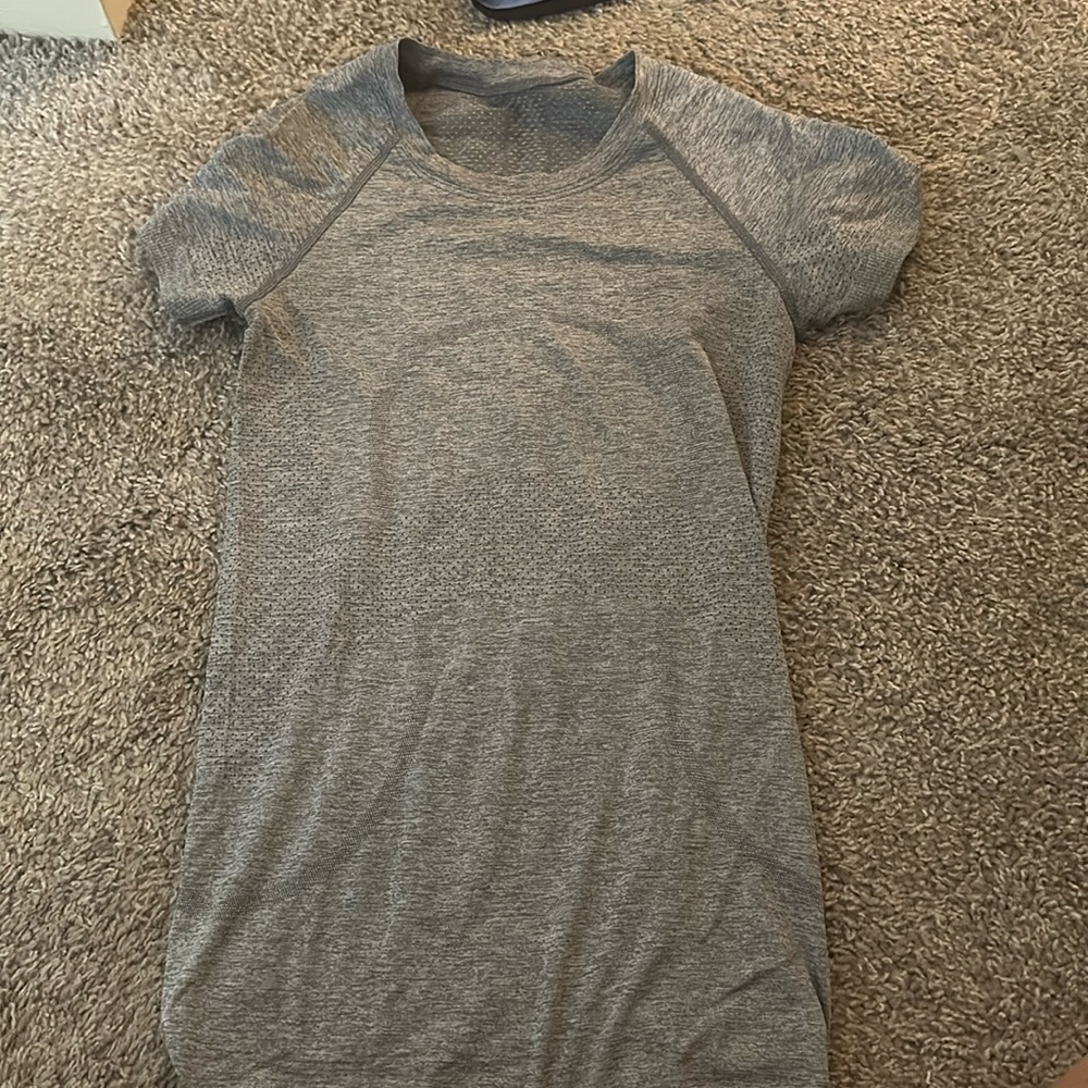 Lululemon swiftly tech tee